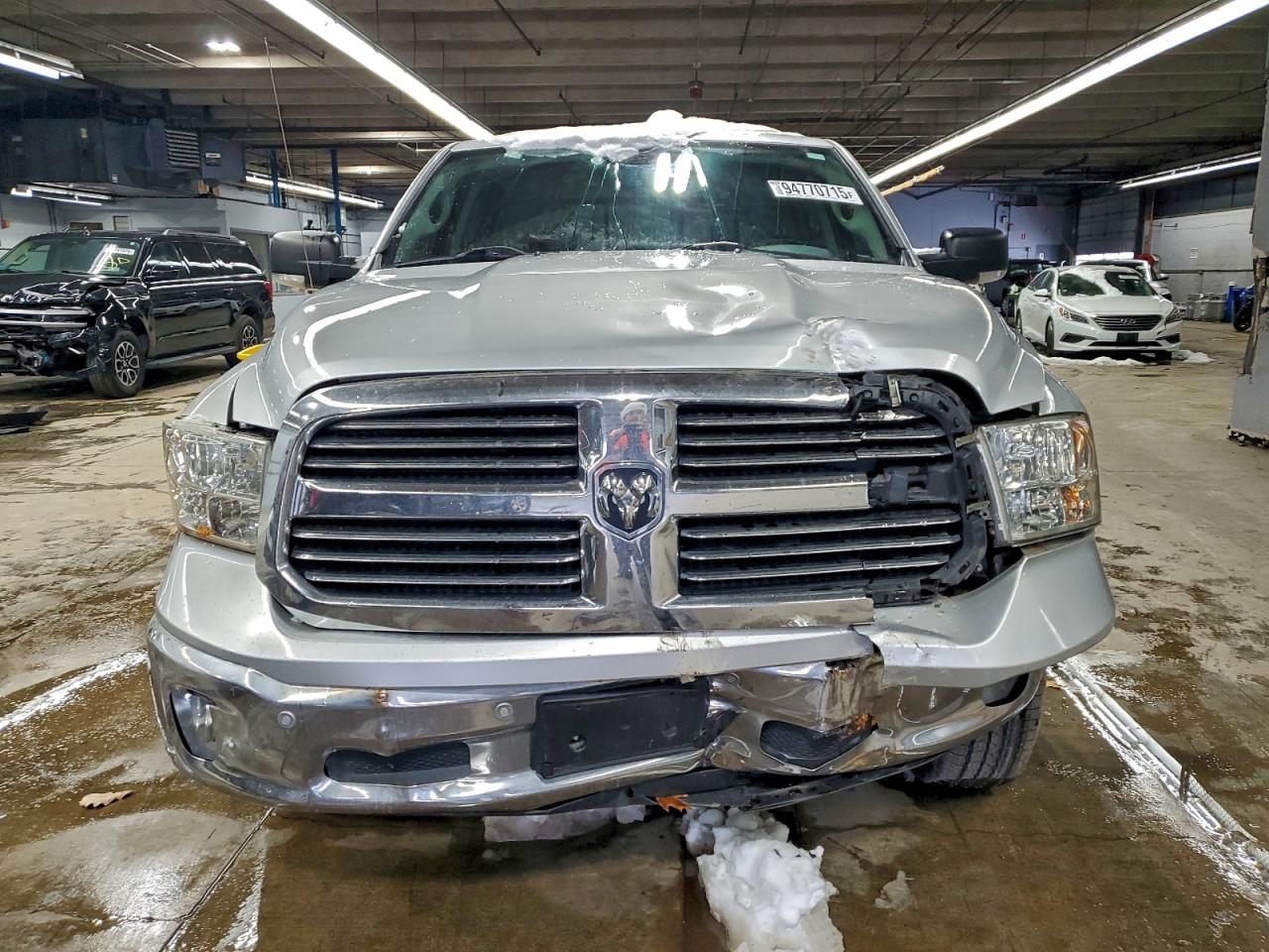 RAM 1500 SLT