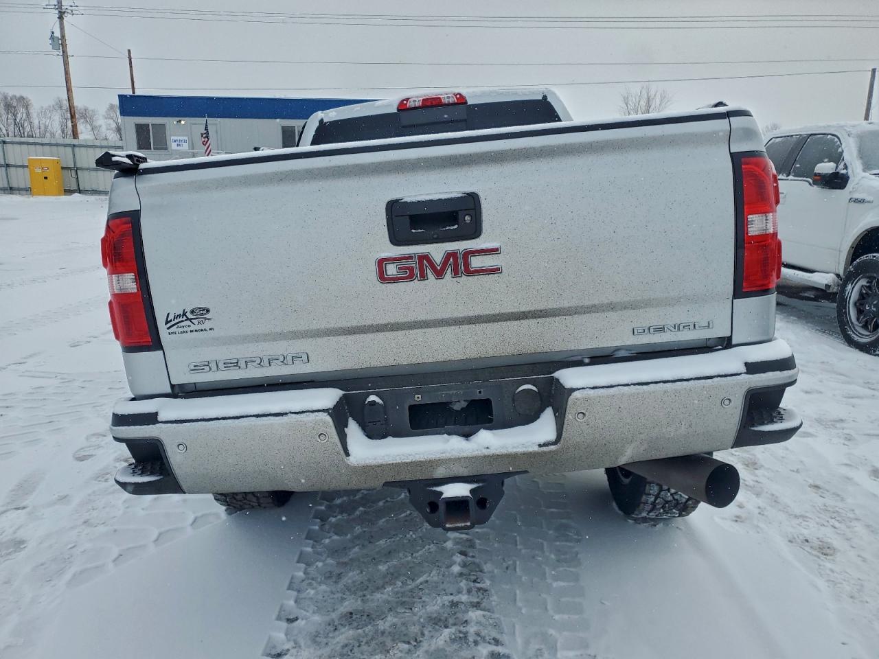 GMC SIERRA K2500 DENALI