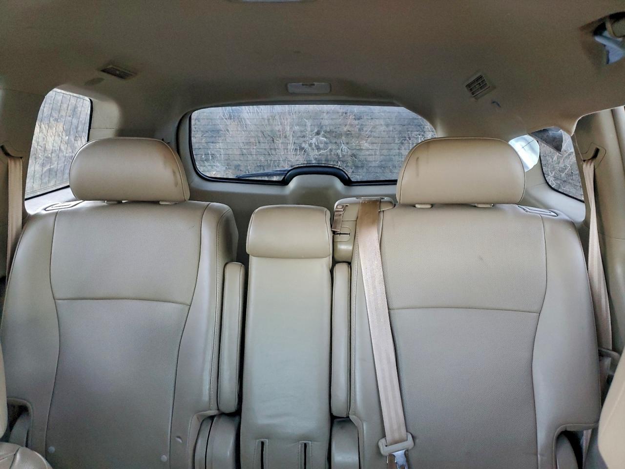 TOYOTA HIGHLANDER LIMITED