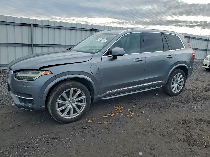 2016 VOLVO XC90 T8 #3304779950