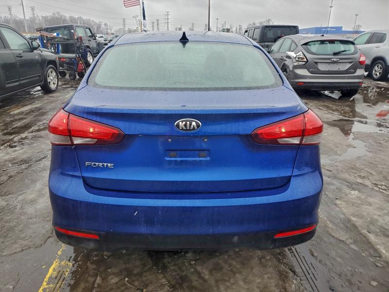 2017 KIA FORTE LX #3315595772