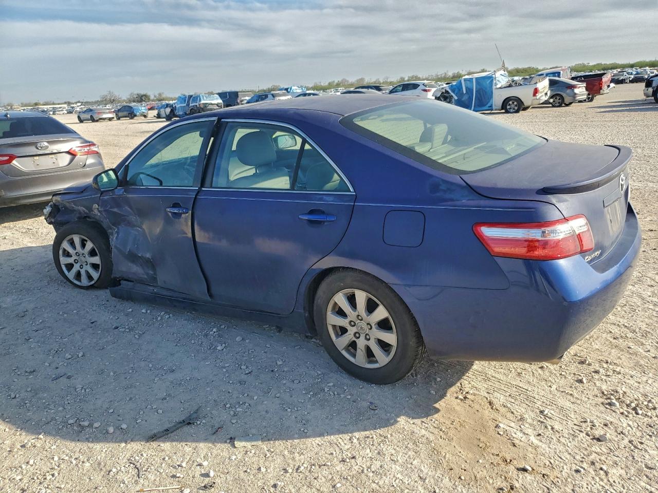 Lot #3310361956 2007 TOYOTA CAMRY LE