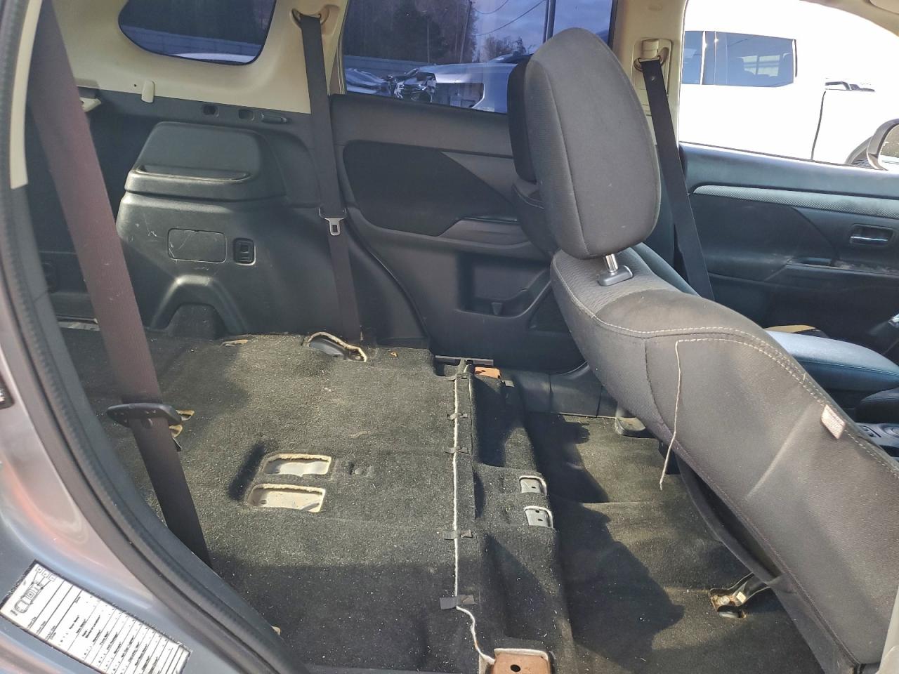 Lot #3311575753 2016 MITSUBISHI OUTLANDER