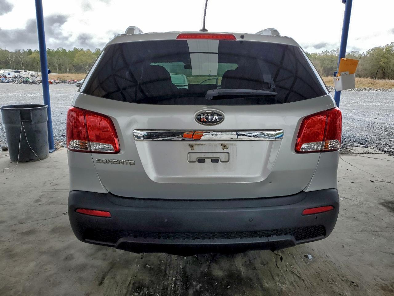 KIA SORENTO LX