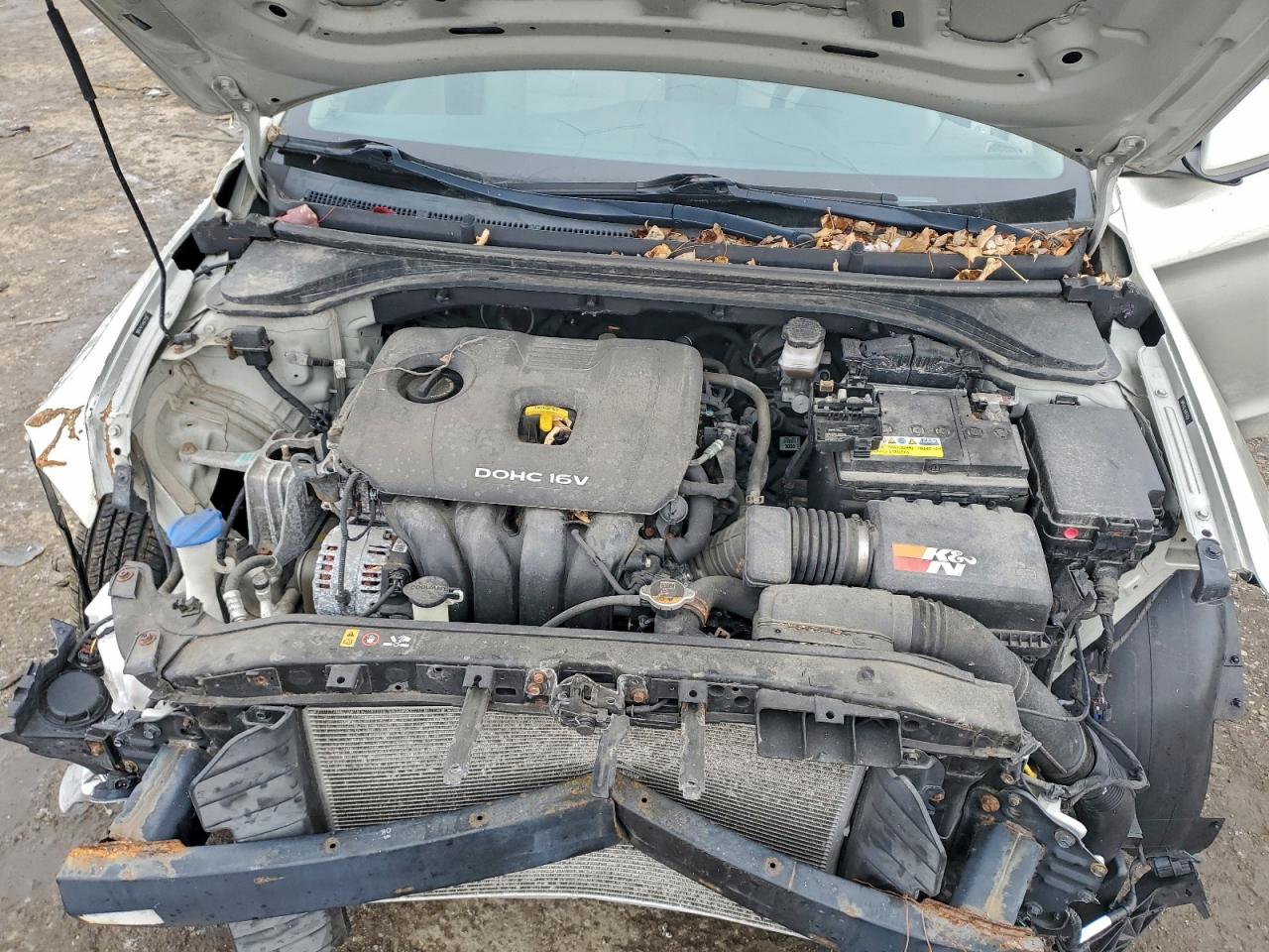 Lot #3305178020 2017 HYUNDAI ELANTRA SE