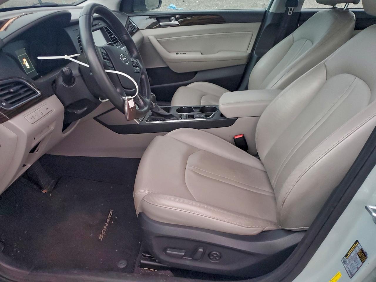 HYUNDAI SONATA PLUG-IN HYBRID