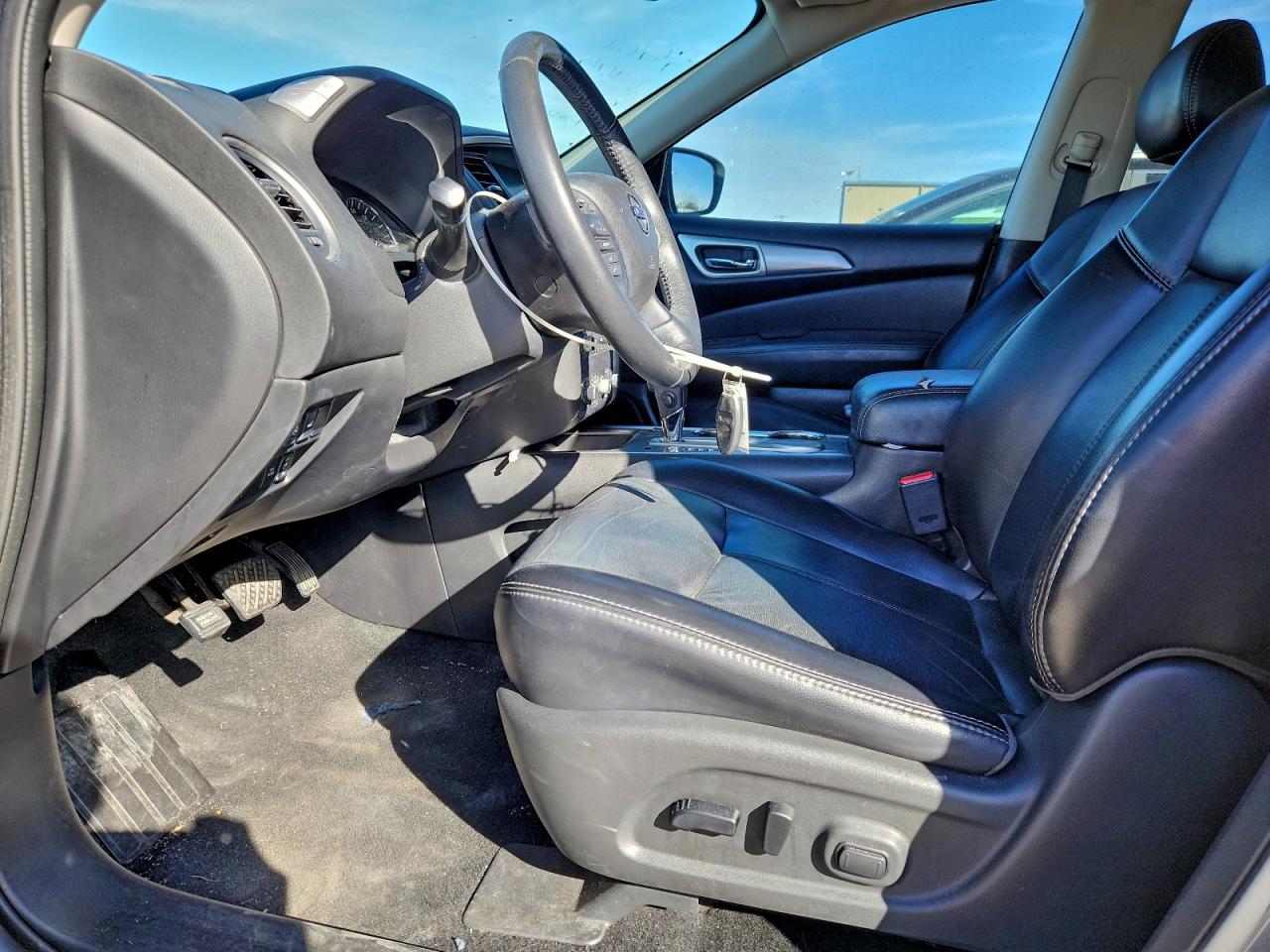 Lot #3311725251 2019 NISSAN PATHFINDER