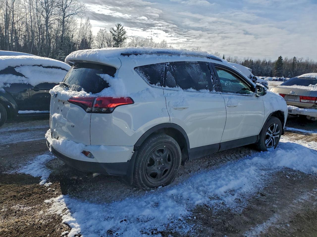 TOYOTA RAV4 LE