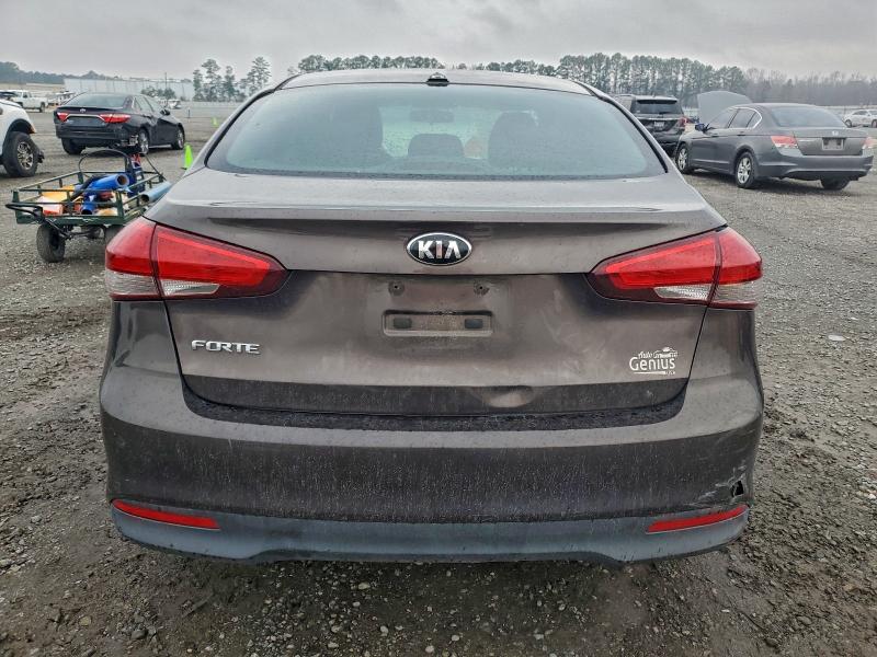 2017 KIA FORTE LX #3316833655
