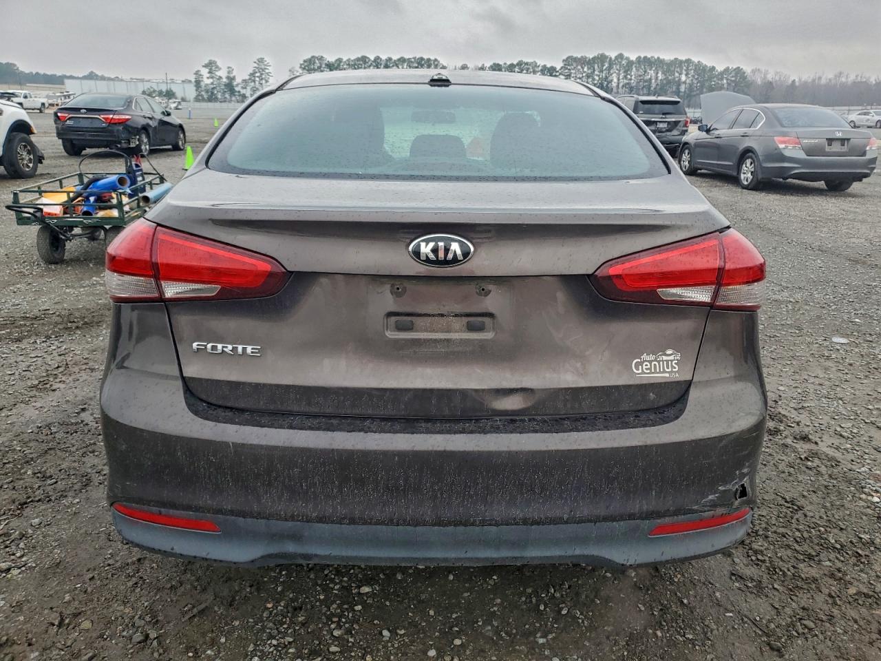 Lot #3316833655 2017 KIA FORTE LX