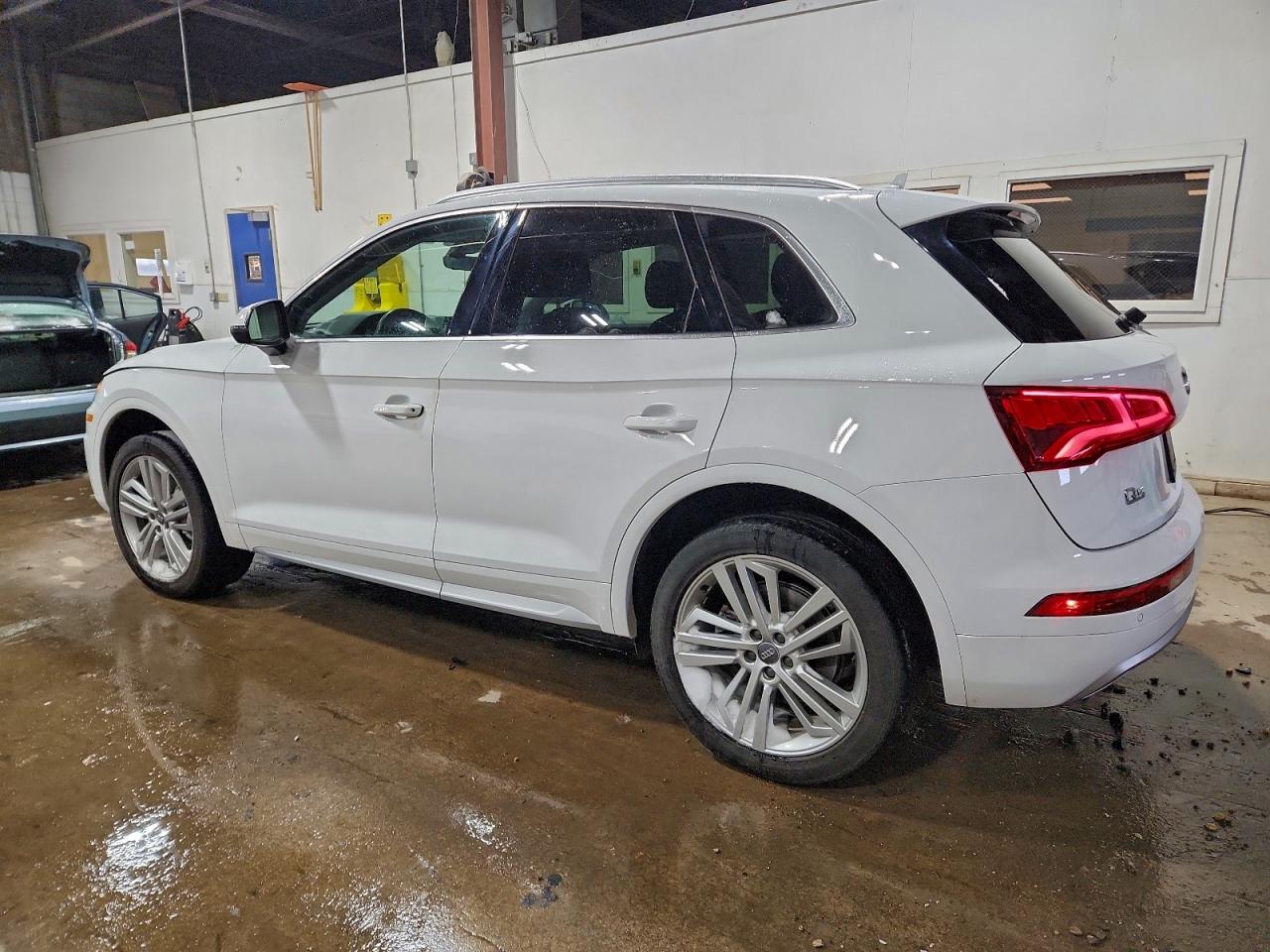 AUDI Q5 PREMIUM PLUS