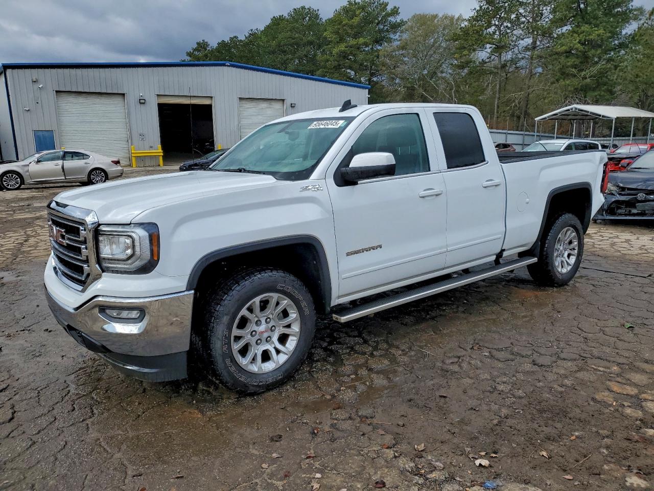 GMC SIERRA K1500 SLE