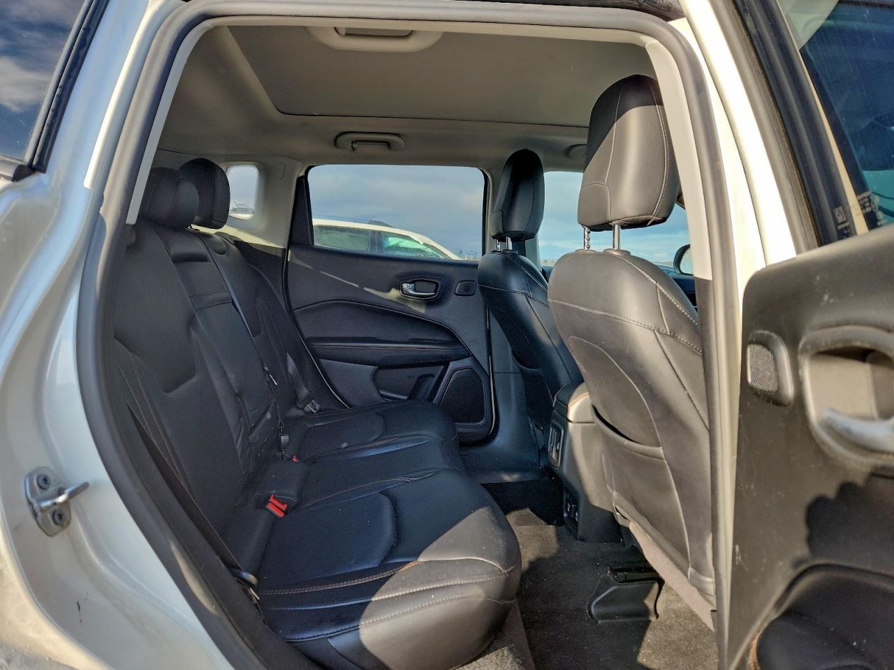 JEEP COMPASS LIMITED