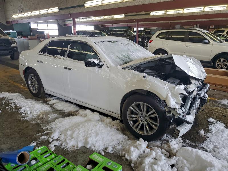 2016 CHRYSLER 300C #3311592764
