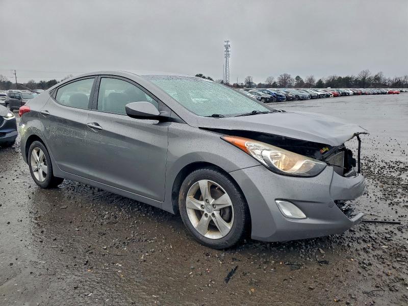 2013 HYUNDAI ELANTRA GL #3309454998