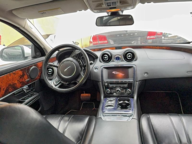 2013 JAGUAR XJ #3305493118