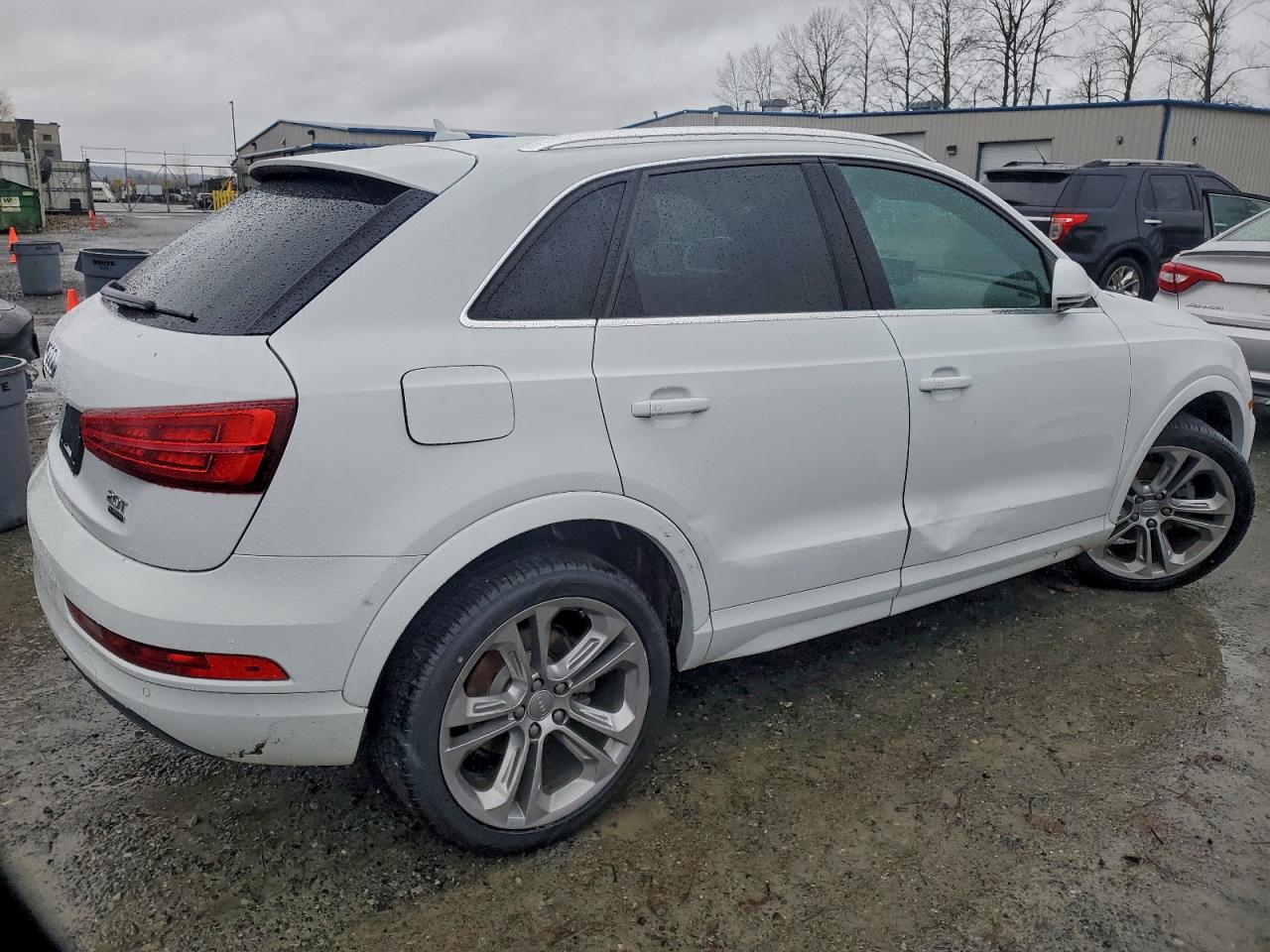 AUDI Q3 PREMIUM PLUS