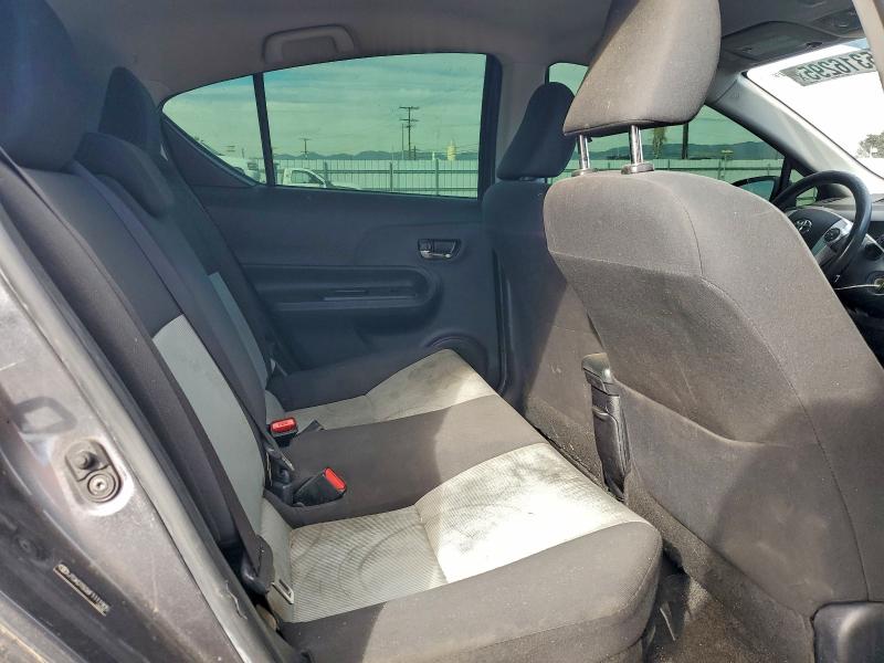 2015 TOYOTA PRIUS C #3303709524