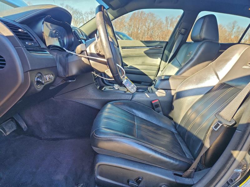 2016 CHRYSLER 300 S #3304521444