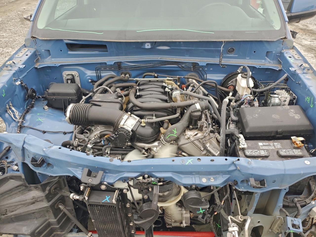 TOYOTA TUNDRA CREWMAX SR5