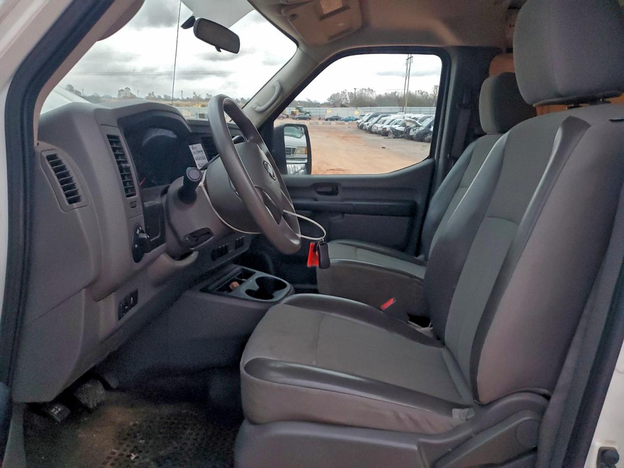 NISSAN NV1500 1500 S