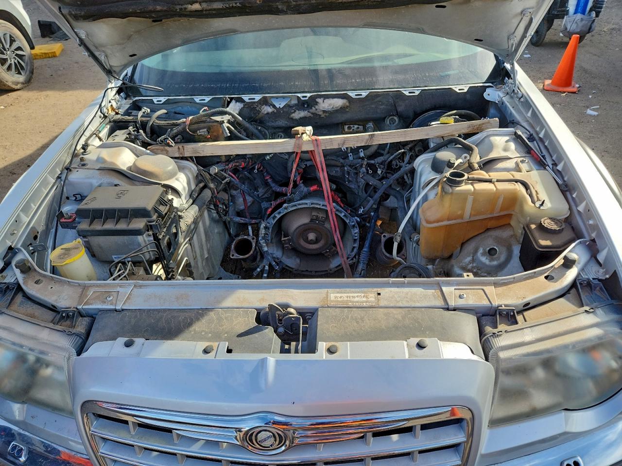 Lot #3315929081 2005 CHRYSLER 300C