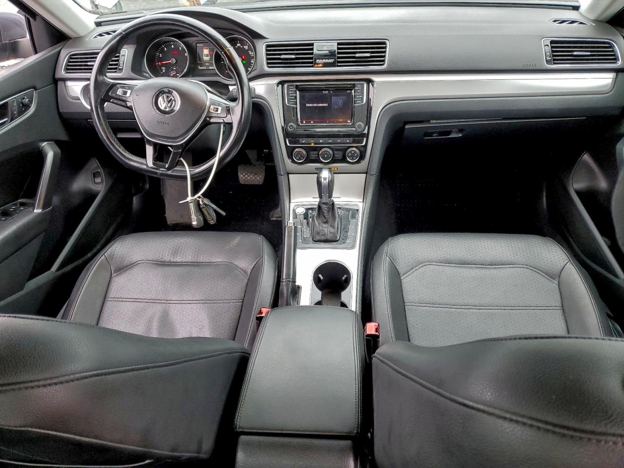 VOLKSWAGEN PASSAT WOLFSBURG