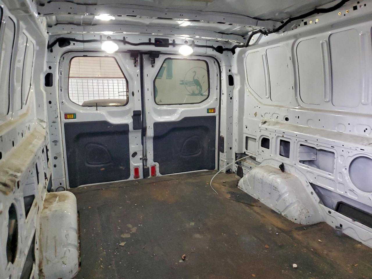 Lot #3318969933 2019 FORD TRANSIT T-