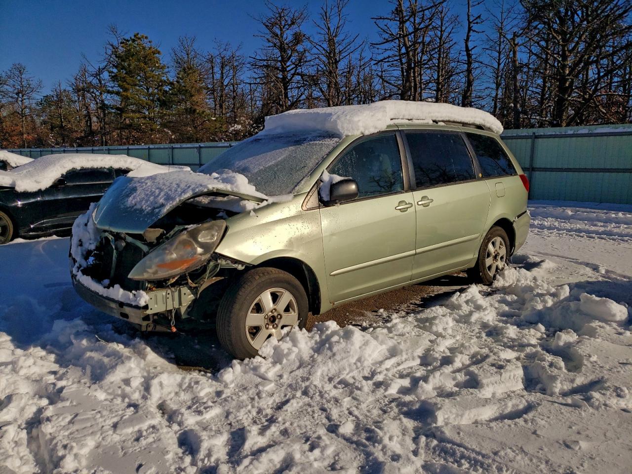 Lot #3318875015 2010 TOYOTA SIENNA CE