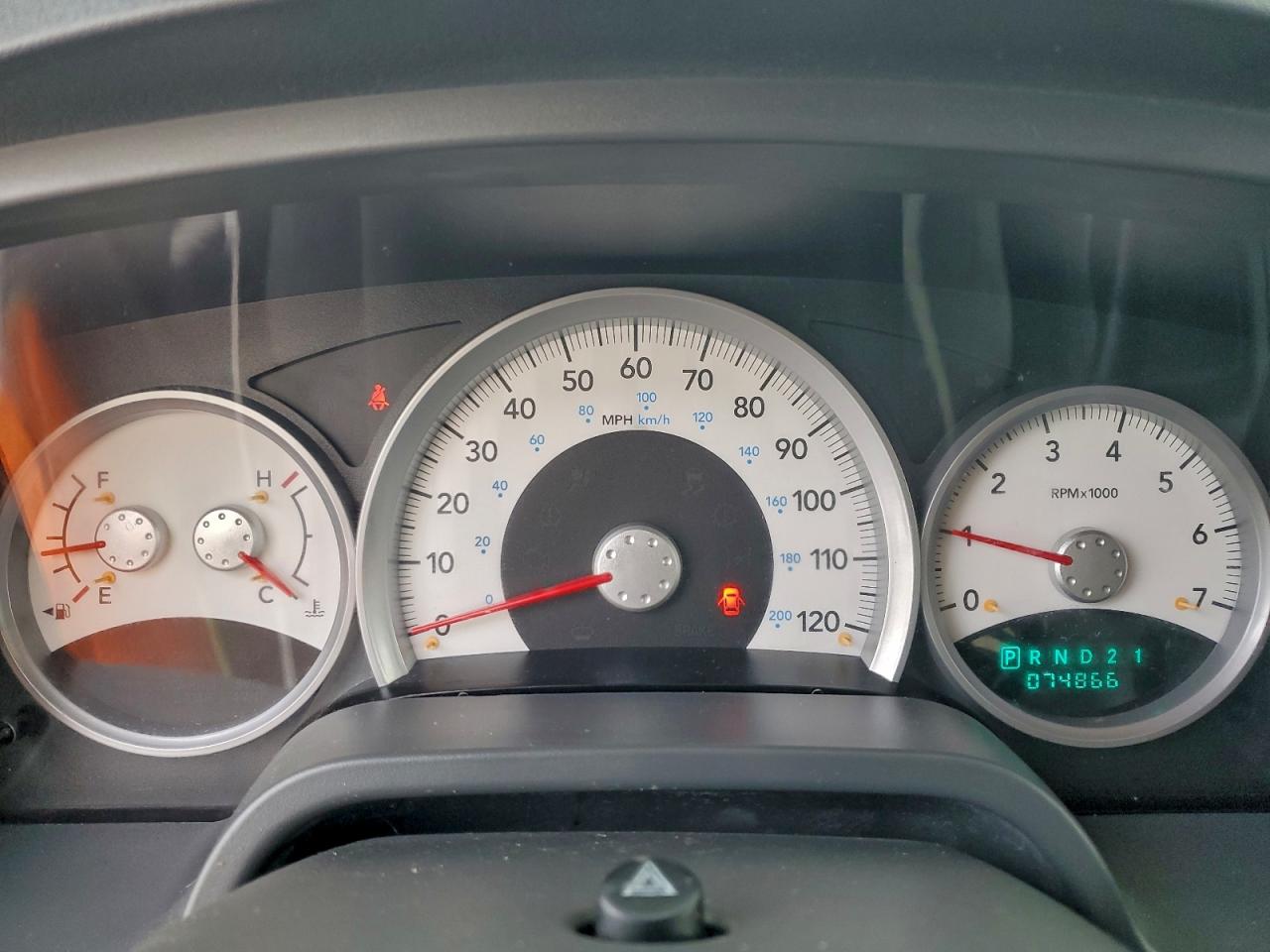 Lot #3309290615 2005 DODGE DAKOTA QUA