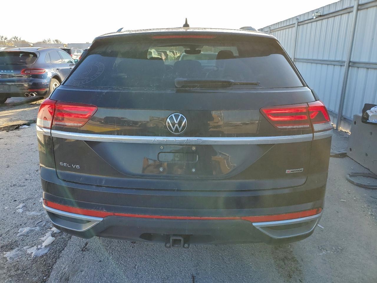 VOLKSWAGEN ATLAS CROSS SPORT SEL PREMIUM