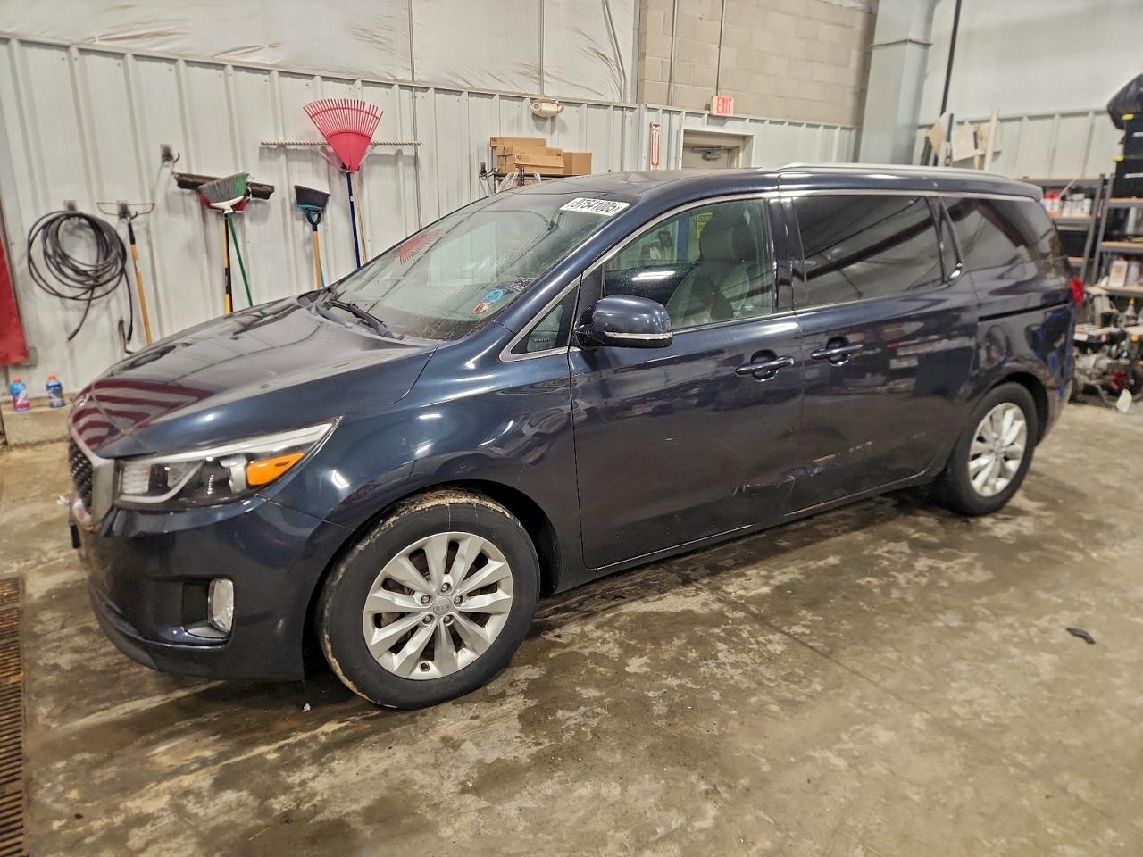 Lot #3318985941 2016 KIA SEDONA EX