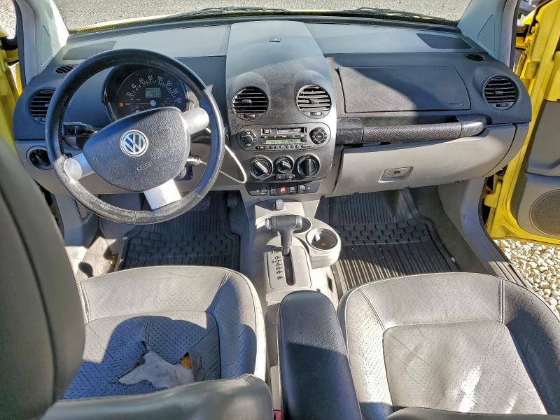 2002 VOLKSWAGEN NEW BEETLE #3304102495