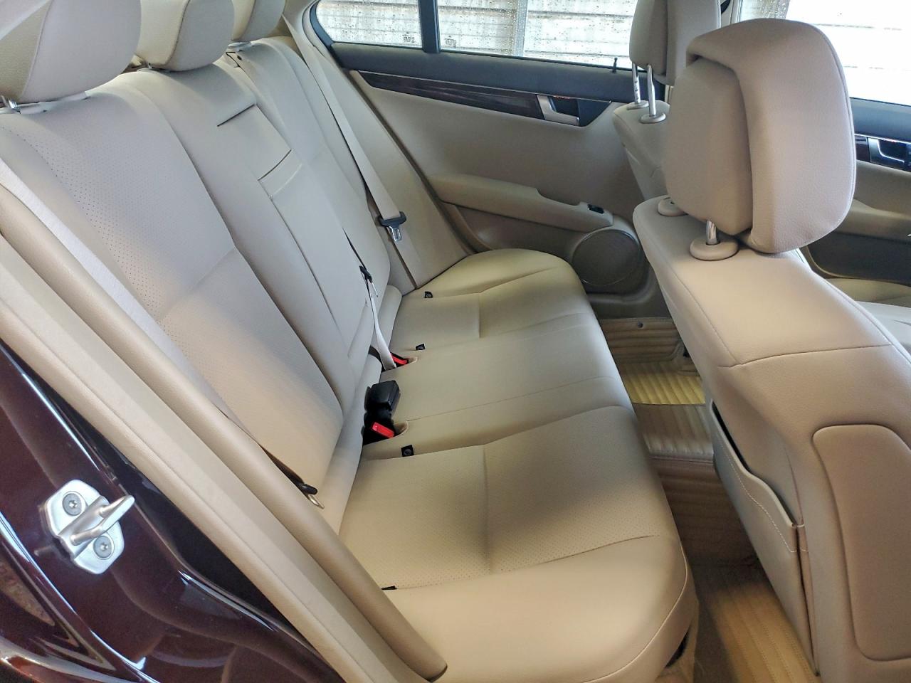 MERCEDES-BENZ C-CLASS 300 4MATIC