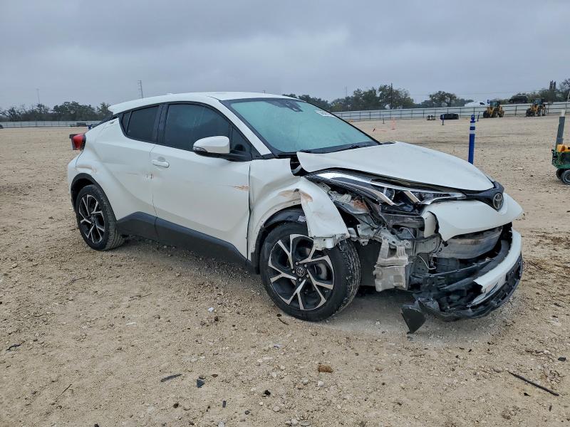 2018 TOYOTA C-HR XLE #3311653252