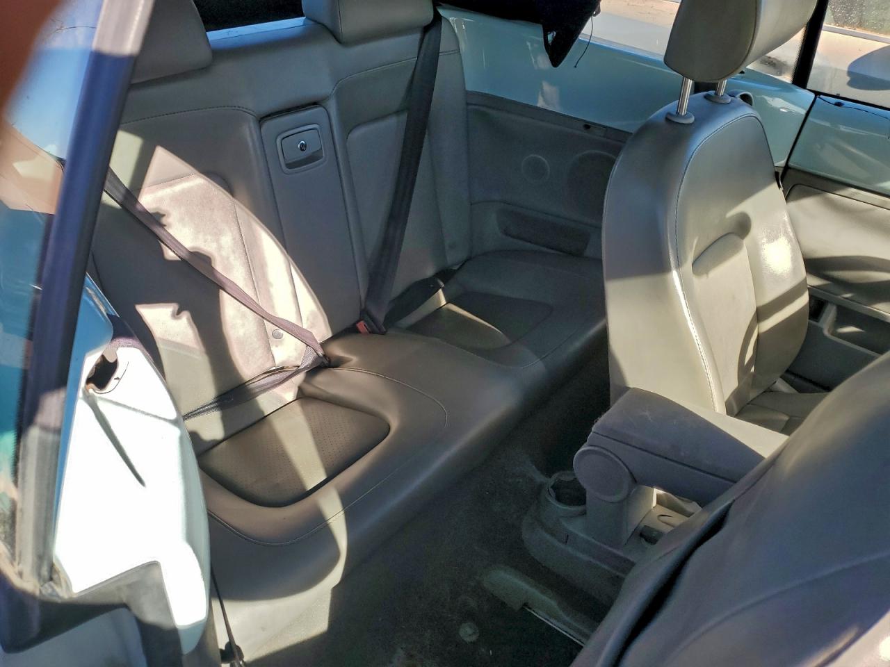 Lot #3316017768 2006 VOLKSWAGEN NEW BEETLE