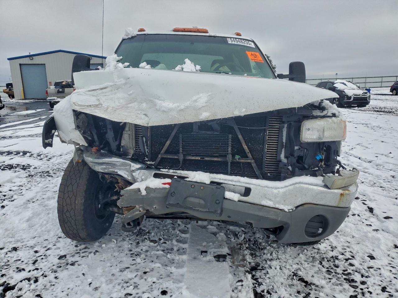 Lot #3316120223 2005 GMC SIERRA K25