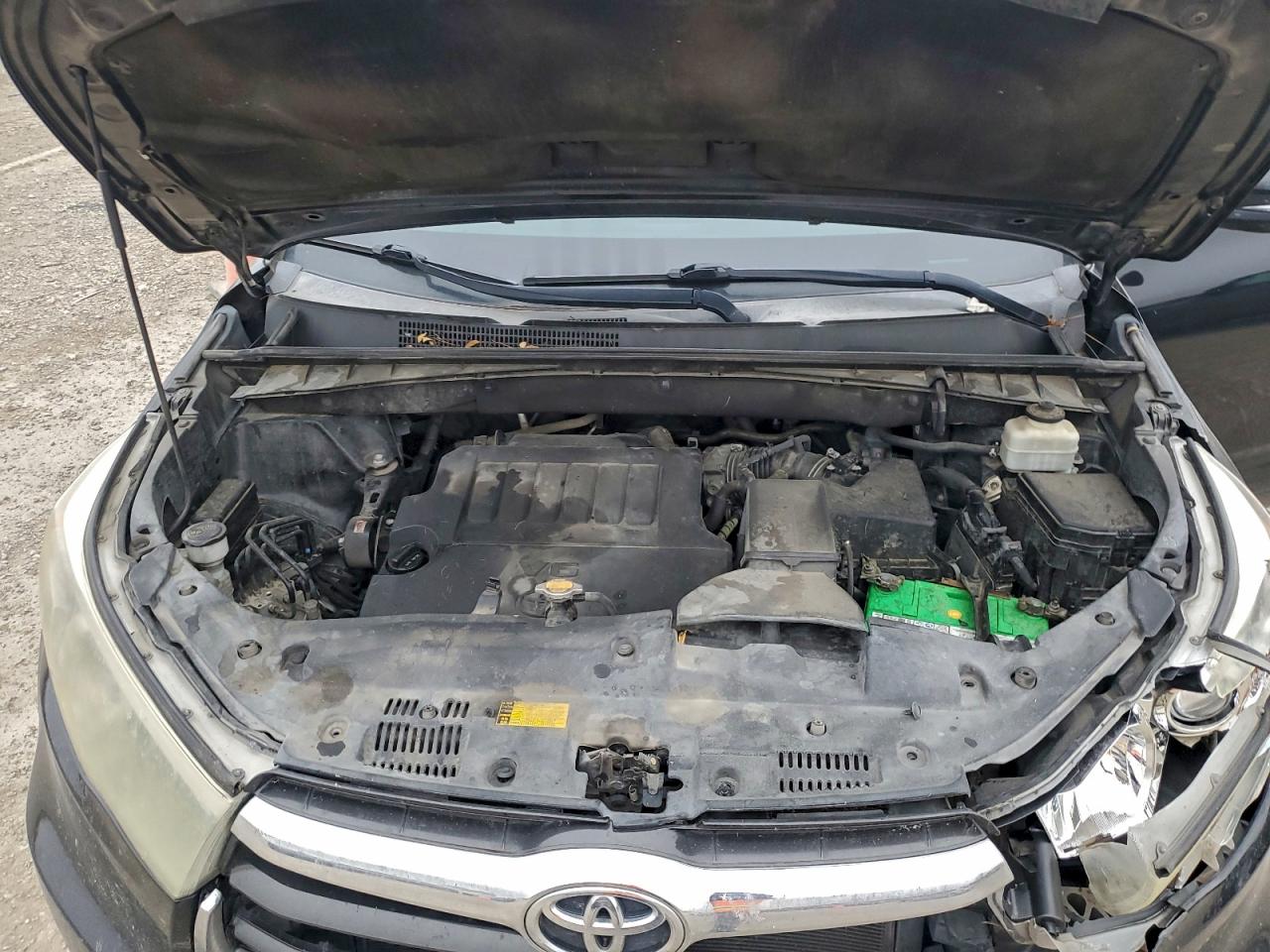 TOYOTA HIGHLANDER LIMITED