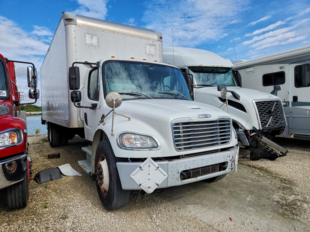 Lot #3309313990 2015 FREIGHTLINER M2 106 MED
