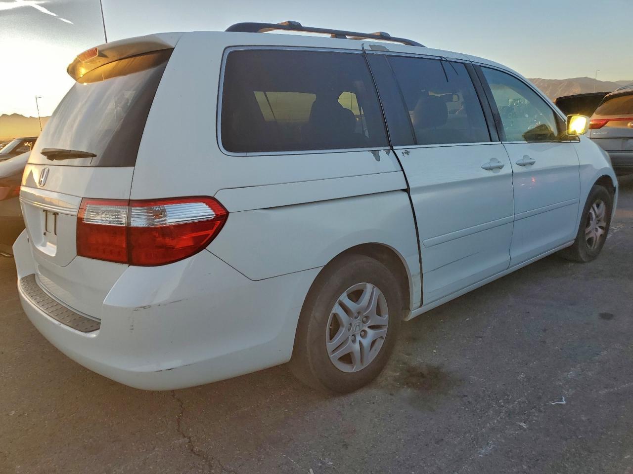 Lot #3318116378 2007 HONDA ODYSSEY EX
