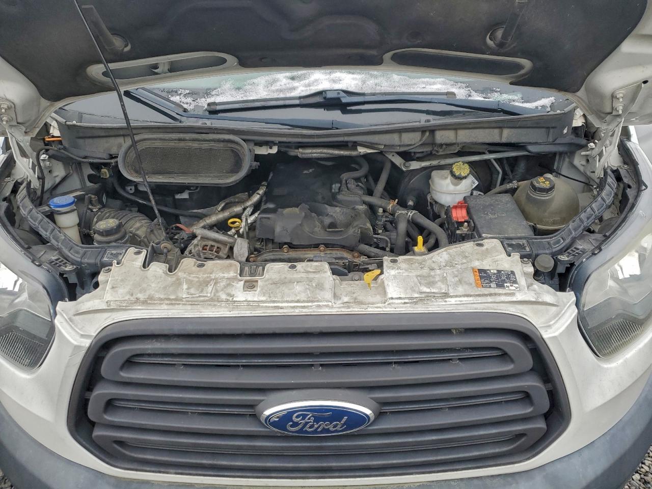 Lot #3315999101 2018 FORD TRANSIT T-