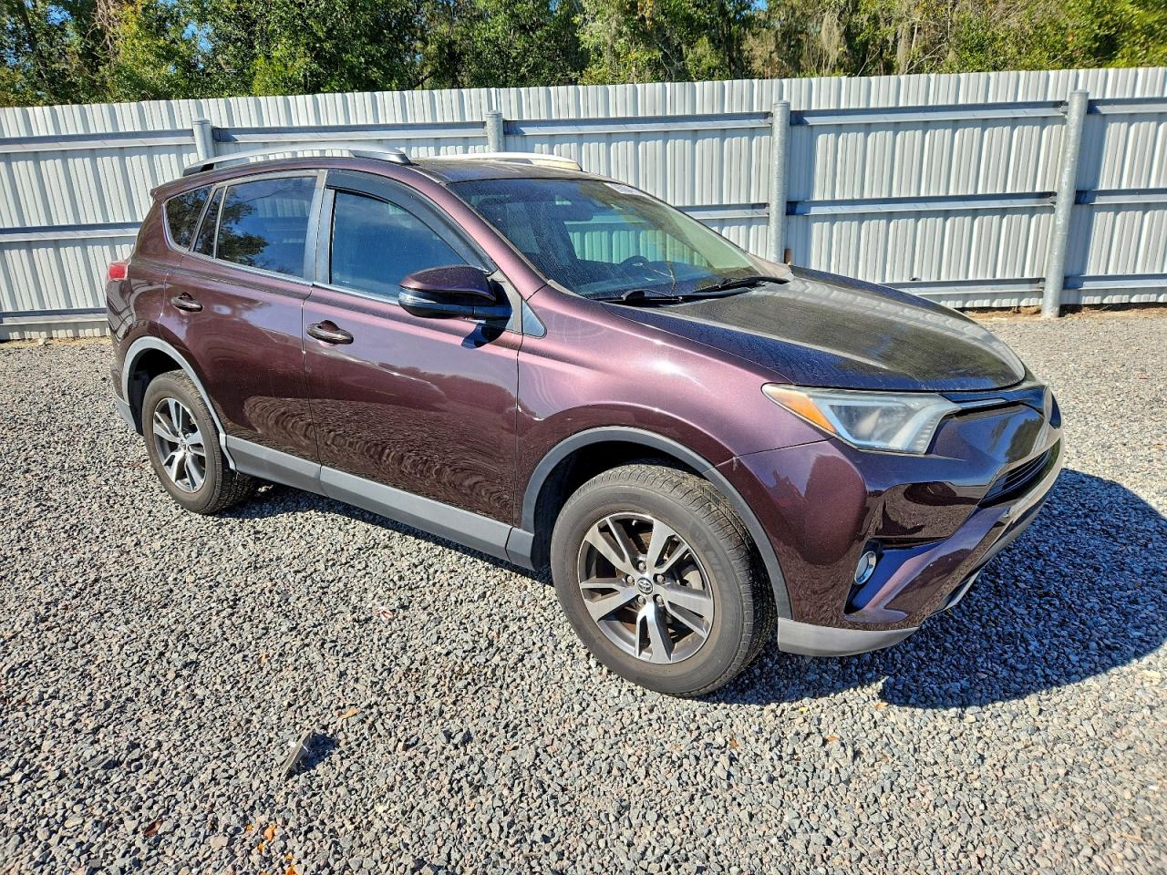 TOYOTA RAV4 XLE