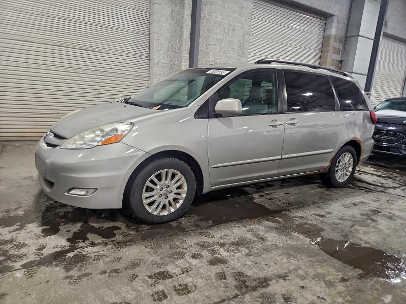 2008 TOYOTA SIENNA XLE #3302839936