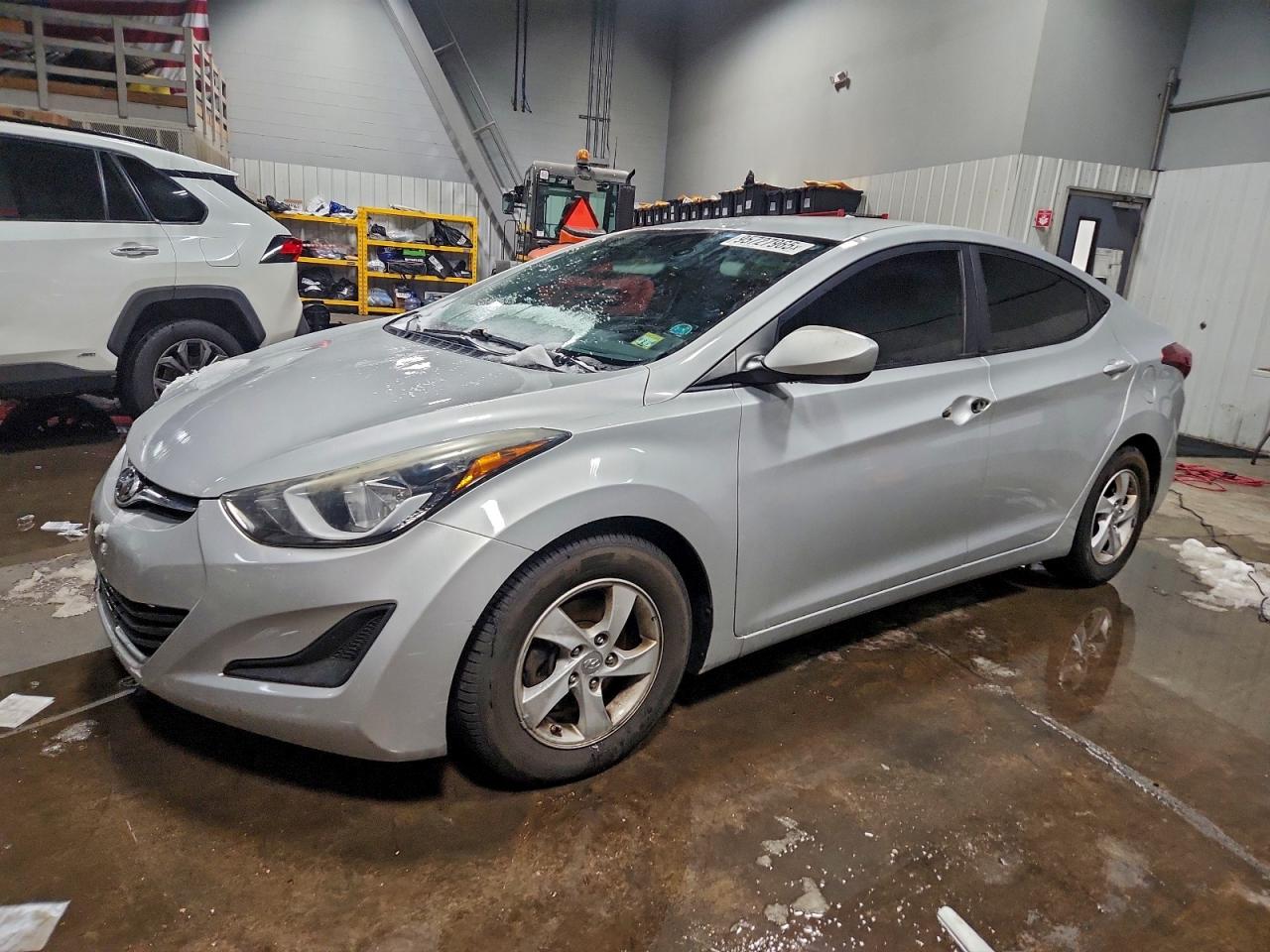 HYUNDAI ELANTRA SE