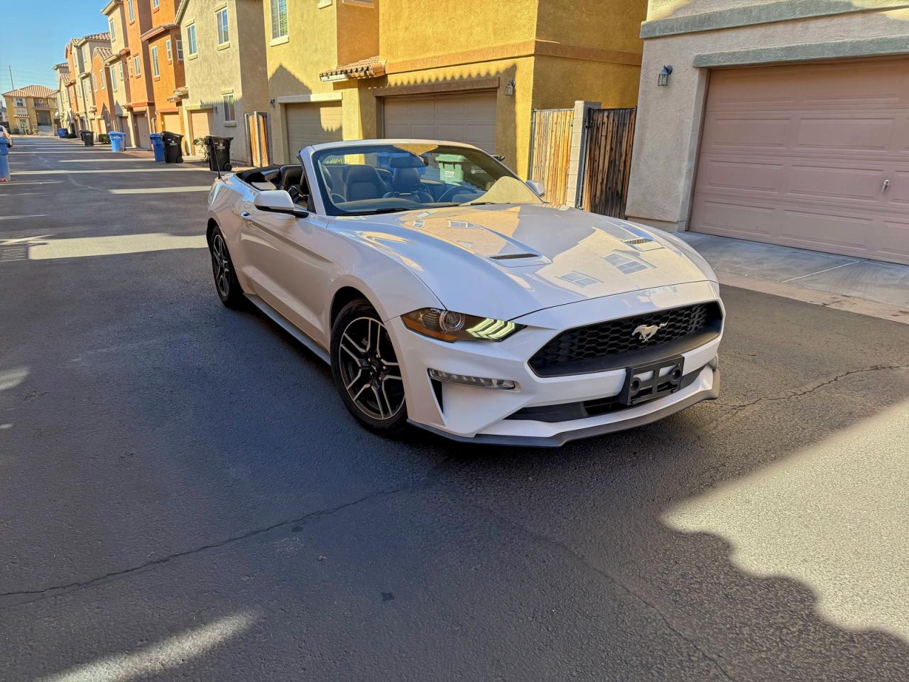 Lot #3310337974 2020 FORD MUSTANG