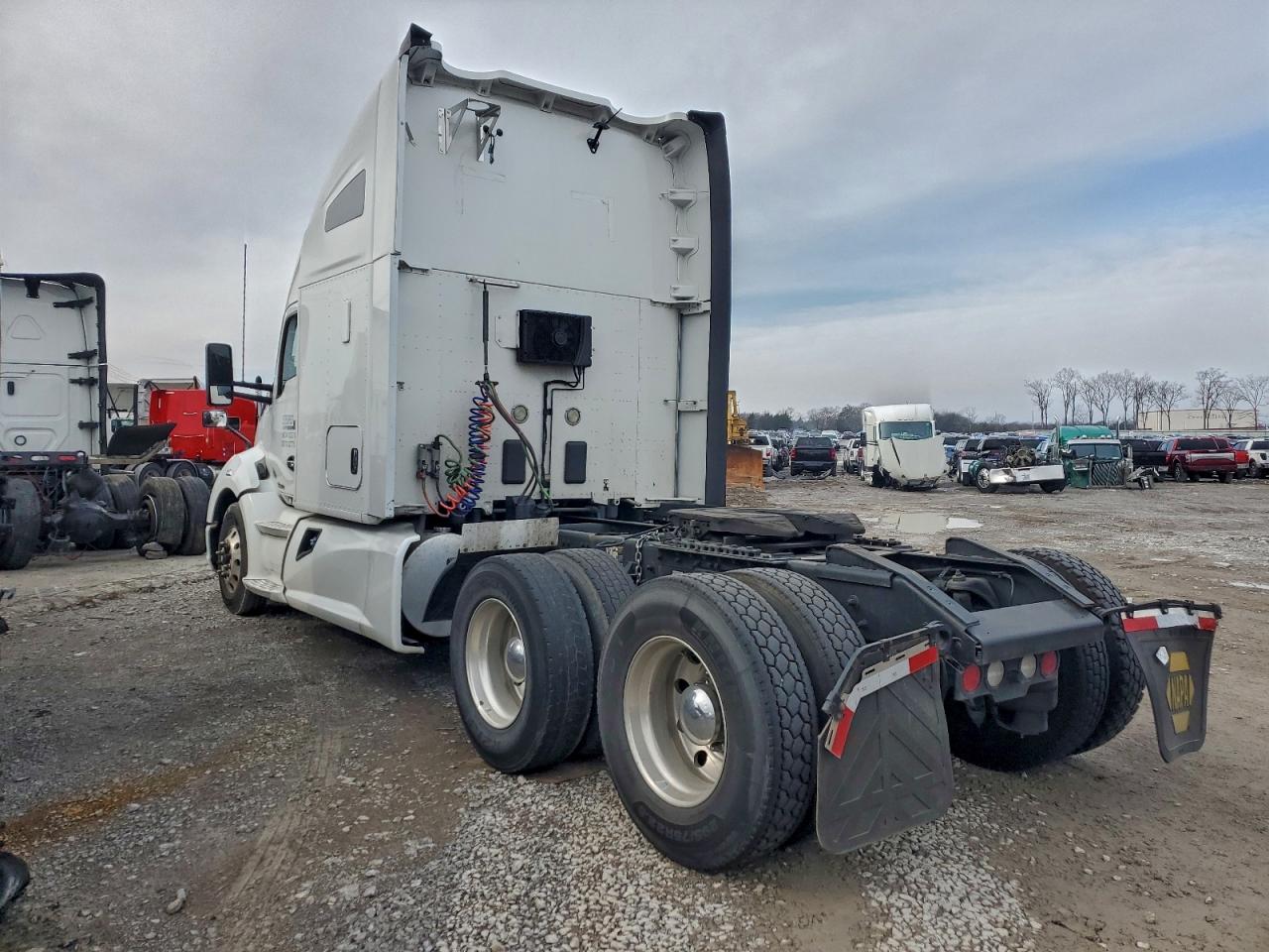 Lot #3311656231 2020 KENWORTH CONSTRUCTI