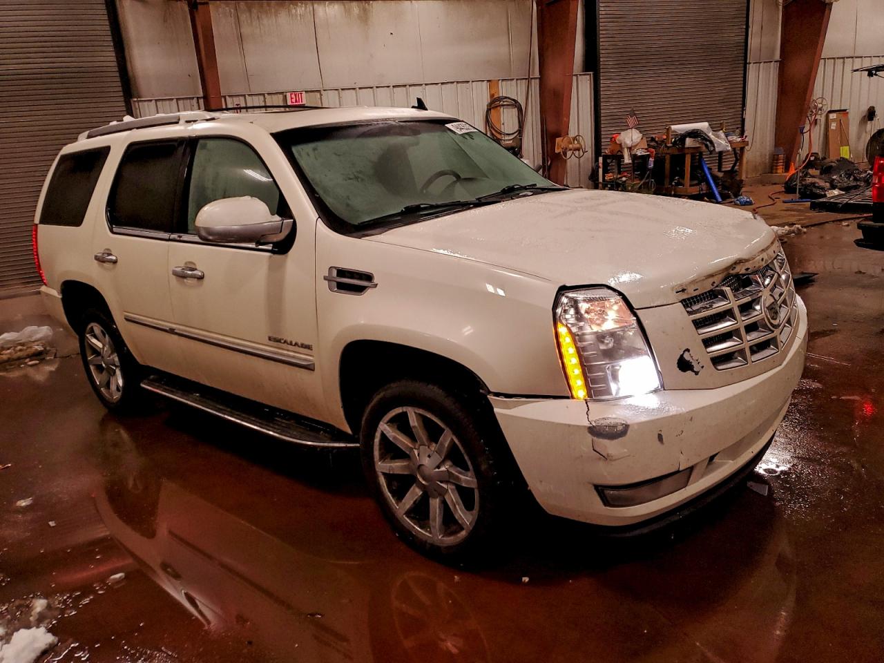 CADILLAC ESCALADE