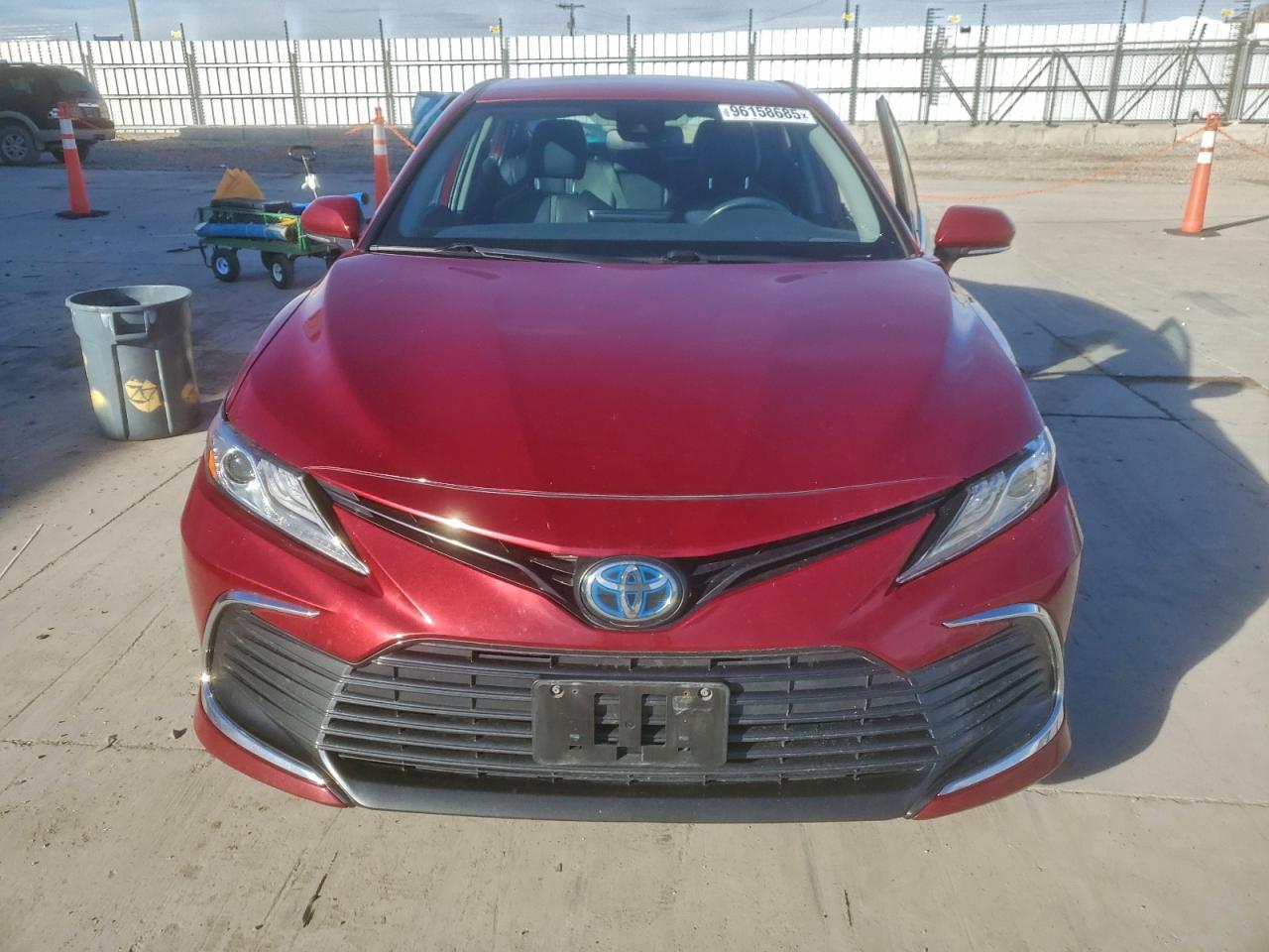 TOYOTA CAMRY XLE