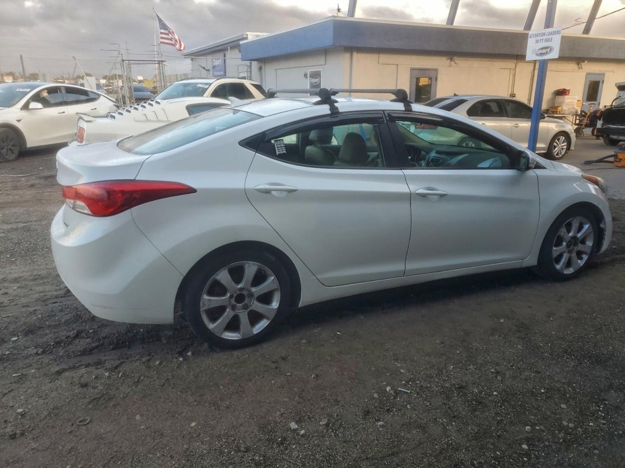 Lot #3316754419 2013 HYUNDAI ELANTRA GL