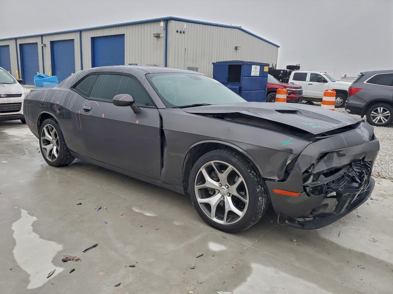 Lot #3317104016 2015 DODGE CHALLENGER